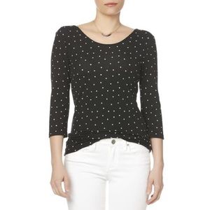✨ Black and White Polka Dot Top, Jr’s Medium.